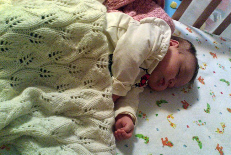 knitted_baby_blanket-1