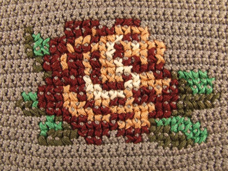 crochet-clutch-rose_4