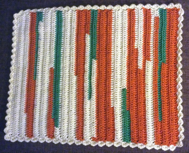 crocheted_mat_2