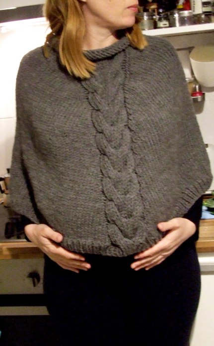 knitted-poncho_11