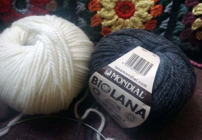 vintage_cardigan_mondial